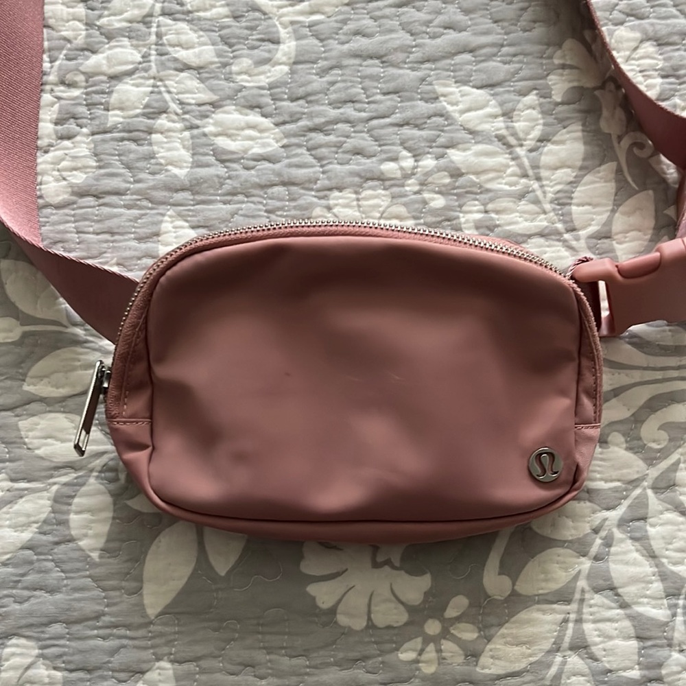 Lululemon Belt Bag